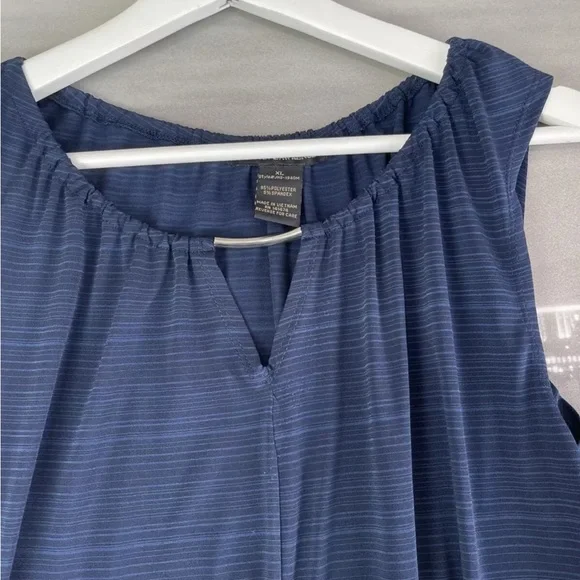 Susan Lawrence Top Sleeveless Navy Blue Size XL Metal Detail on the neck - Picture 5 of 8